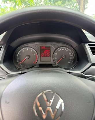 VOLKSWAGEN-SAVEIRO-2024