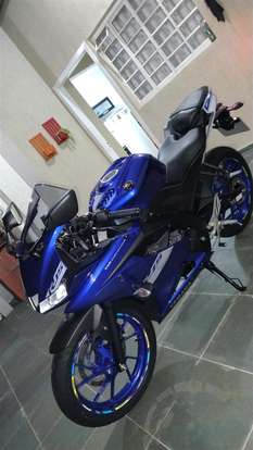 YAMAHA-YZF R15-2024