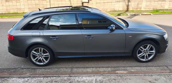 AUDI-A4-2015