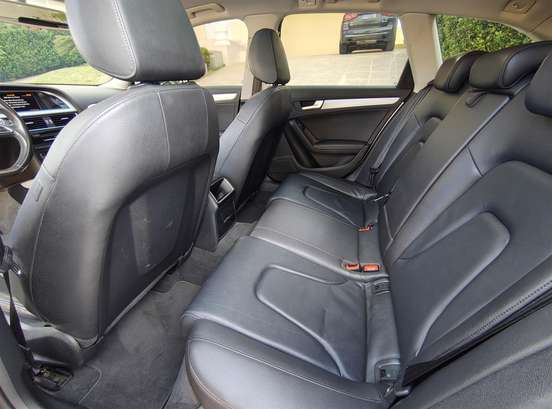 AUDI-A4-2015