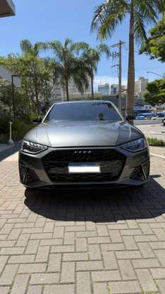 AUDI-A4-2022
