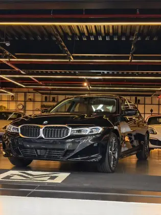 BMW 320i 2.0 16V TURBO FLEX SPORT GP AUTOMÁTICO BMW 320i 2.0 16V TURBO FLEX SPORT GP AUTOMÁTICO