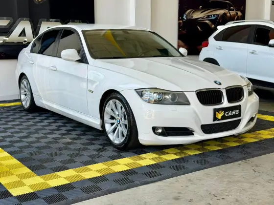 BMW 320i 2.0 TOP 16V GASOLINA 4P AUTOMÁTICO BMW 320i 2.0 TOP 16V GASOLINA 4P AUTOMÁTICO