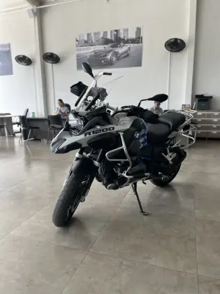 BMW R 1200 GS BMW R 1200 GS