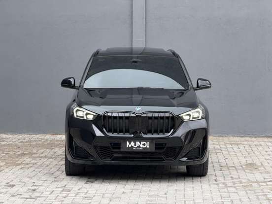 BMW-X1-2024