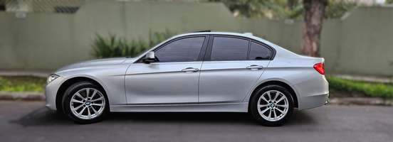 BMW-328i-2.0 SEDAN 16V GASOLINA 4P AUTOMÁTICO BMW-328i-2012