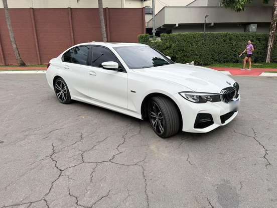 BMW-330e-2.0 16V TURBO HÍBRIDO M SPORT AUTOMÁTICO BMW-330e-2022