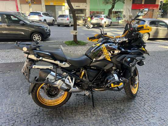 BMW-R 1250 GS PREMIUM 40 ANOS BMW-R 1250 GS PREMIUM 40 ANOS-2021