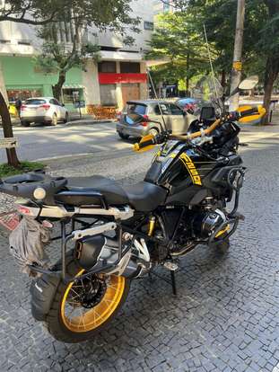 BMW-R 1250 GS PREMIUM 40 ANOS BMW-R 1250 GS PREMIUM 40 ANOS-2021