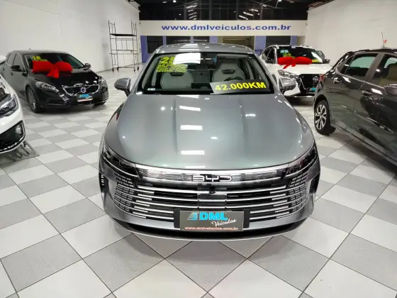 BYD KING 1.5 DM-I PHEV GS AUTOMÁTICO BYD KING 1.5 DM-I PHEV GS AUTOMÁTICO