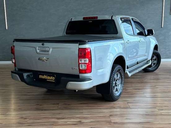 CHEVROLET-S10-2.4 ADVANTAGE 4X2 CD 8V FLEX 4P MANUAL CHEVROLET-S10-2015