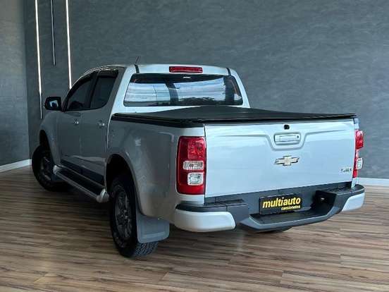 CHEVROLET-S10-2.4 ADVANTAGE 4X2 CD 8V FLEX 4P MANUAL CHEVROLET-S10-2015