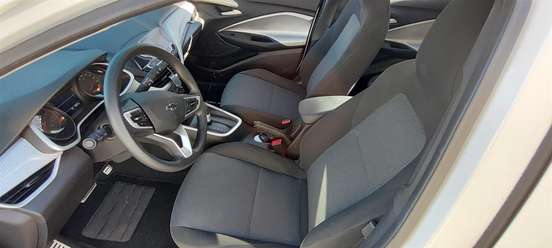 CHEVROLET-ONIX-2020
