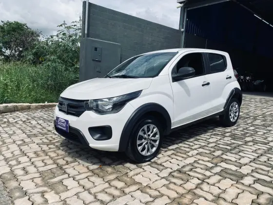 FIAT MOBI 1.0 EVO FLEX LIKE. MANUAL FIAT MOBI 1.0 EVO FLEX LIKE. MANUAL