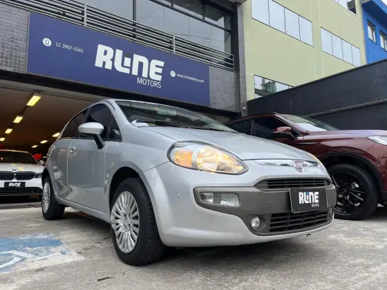 FIAT PUNTO 1.6 ESSENCE 16V FLEX 4P AUTOMATIZADO
