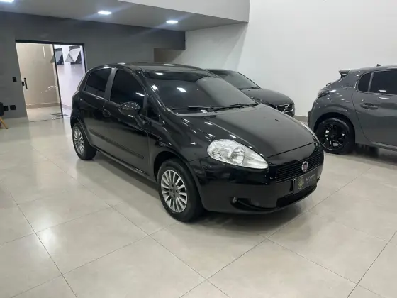 FIAT PUNTO 1.8 HLX 8V FLEX 4P MANUAL