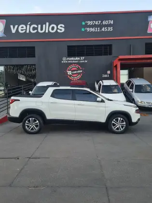 FIAT TORO 2.0 16V TURBO DIESEL FREEDOM 4WD AT9 FIAT TORO 2.0 16V TURBO DIESEL FREEDOM 4WD AT9