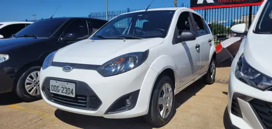 FORD FIESTA 1.0 ROCAM HATCH 8V FLEX 4P MANUAL FORD FIESTA 1.0 ROCAM HATCH 8V FLEX 4P MANUAL