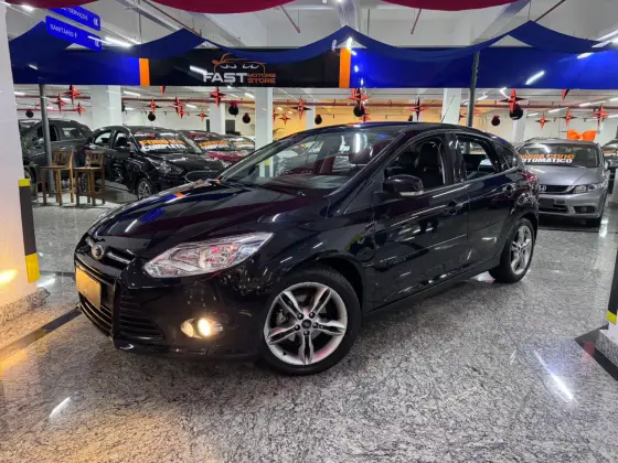 FORD FOCUS 2.0 SE 16V FLEX 4P POWERSHIFT
