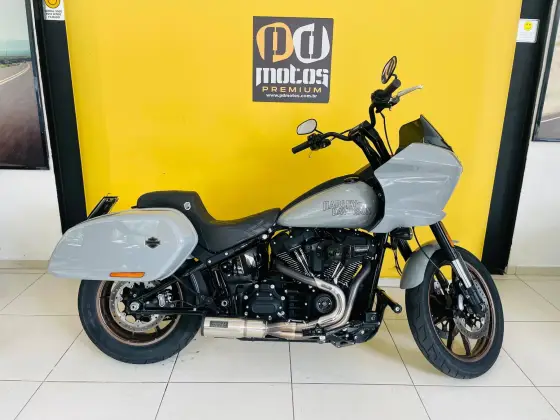 HARLEY-DAVIDSON LOW RIDER ST 