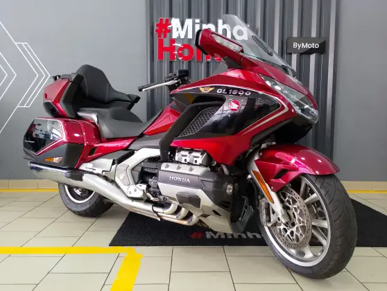 HONDA GL 1800 GOLD WING 