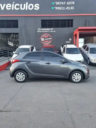 HYUNDAI HB20 1.6 COMFORT PLUS 16V FLEX 4P AUTOMÁTICO HYUNDAI HB20 1.6 COMFORT PLUS 16V FLEX 4P AUTOMÁTICO