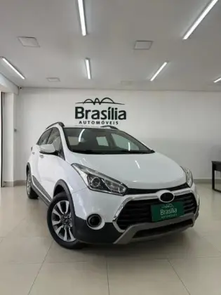 HYUNDAI HB20X 1.6 16V PREMIUM FLEX 4P AUTOMÁTICO HYUNDAI HB20X 1.6 16V PREMIUM FLEX 4P AUTOMÁTICO