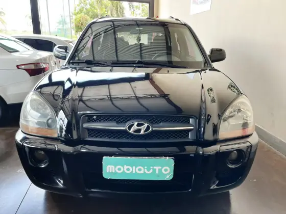 HYUNDAI TUCSON 2.0 MPFI GL 16V 142CV 2WD GASOLINA 4P AUTOMÁTICO