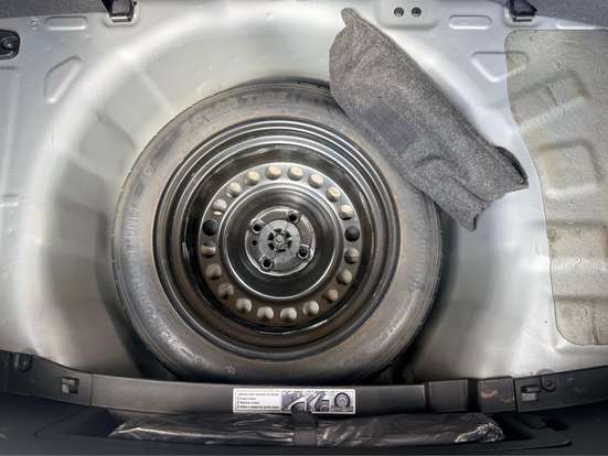 HYUNDAI-HB20-2024