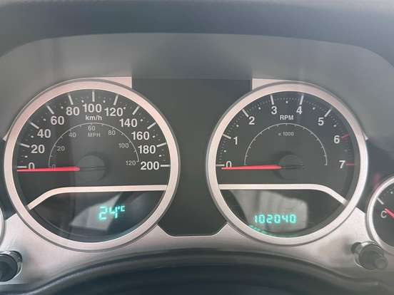 JEEP-WRANGLER-3.8 SPORT 4X4 TETO RIGIDO V6 12V GASOLINA 2P AUTOMÁTICO JEEP-WRANGLER-2009
