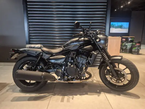 KAWASAKI ELIMINATOR 500 SE 
