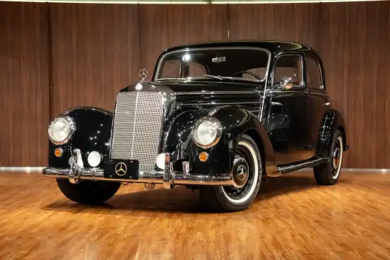 MERCEDES-BENZ-220-1952