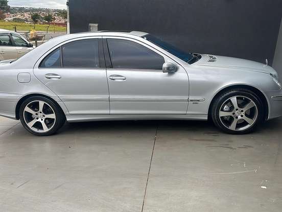 MERCEDES-BENZ-C 350-3.5 AVANTGARDE V6 GASOLINA 4P AUTOMÁTICO MERCEDES-BENZ-C 350-2005
