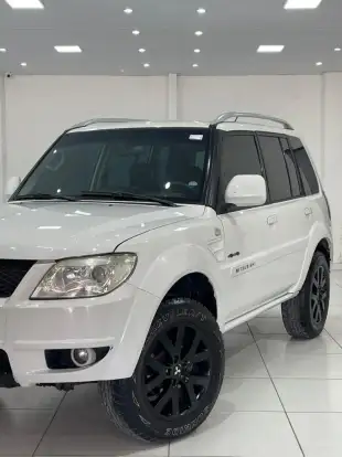 MITSUBISHI-PAJERO TR4-2.0 4X4 16V 140CV FLEX 4P AUTOMÁTICO MITSUBISHI-PAJERO TR4-2014