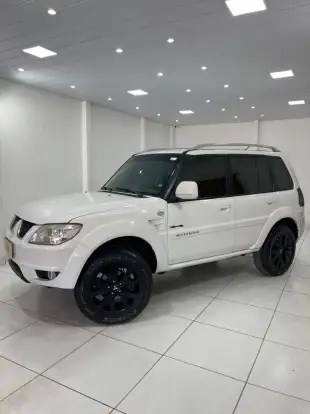 MITSUBISHI-PAJERO TR4-2.0 4X4 16V 140CV FLEX 4P AUTOMÁTICO MITSUBISHI-PAJERO TR4-2014