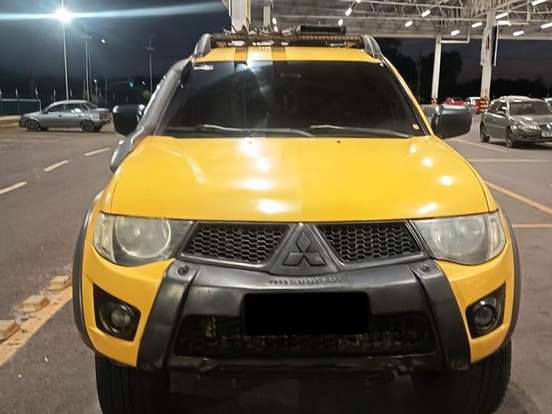 MITSUBISHI-L200 SAVANA-3.2 4X4 16V TURBO INTERCOOLER DIESEL 4P MANUAL MITSUBISHI-L200 SAVANA-2012