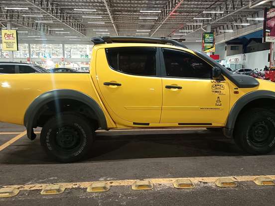MITSUBISHI-L200 SAVANA-3.2 4X4 16V TURBO INTERCOOLER DIESEL 4P MANUAL MITSUBISHI-L200 SAVANA-2012