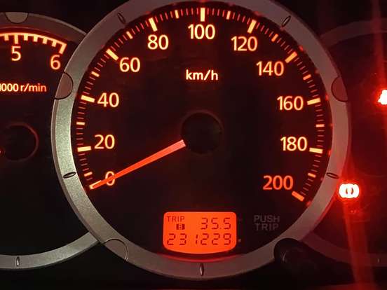 MITSUBISHI-L200 SAVANA-2012