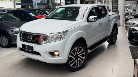 NISSAN FRONTIER 2.3 16V TURBO DIESEL XE CD 4X4 AUTOMÁTICO NISSAN FRONTIER 2.3 16V TURBO DIESEL XE CD 4X4 AUTOMÁTICO