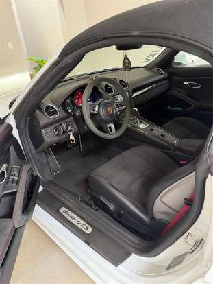 PORSCHE-718-2021