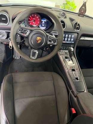 PORSCHE-718-2021