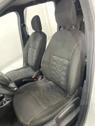 RENAULT-DUSTER-2016