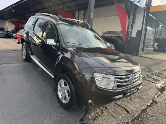 RENAULT DUSTER 2.0 DYNAMIQUE 4X2 16V FLEX 4P AUTOMÁTICO