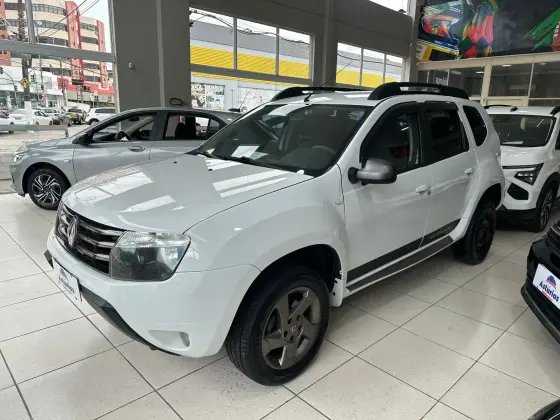 RENAULT DUSTER 2.0 DYNAMIQUE 4X2 16V FLEX 4P AUTOMÁTICO RENAULT DUSTER 2.0 DYNAMIQUE 4X2 16V FLEX 4P AUTOMÁTICO