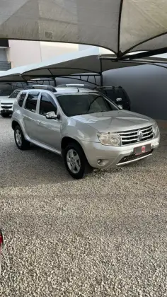RENAULT DUSTER 2.0 DYNAMIQUE 4X2 16V FLEX 4P AUTOMÁTICO