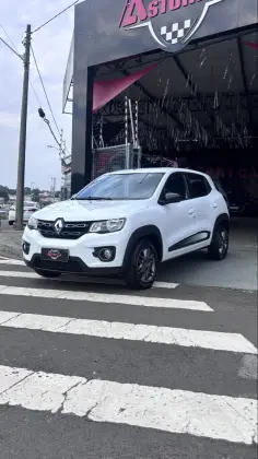 RENAULT KWID 1.0 12V SCE FLEX INTENSE MANUAL