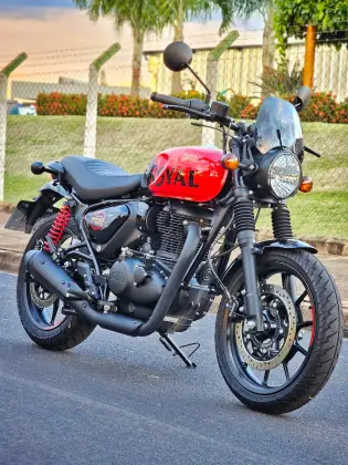 ROYAL ENFIELD HUNTER 350 