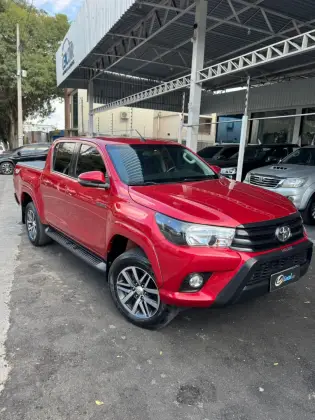 TOYOTA HILUX 2.8 SR CHALLENGE 4X4 CD 16V DIESEL 4P AUTOMÁTICO
