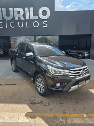 TOYOTA HILUX 2.8 SRX 4X4 CD 16V DIESEL 4P AUTOMÁTICO