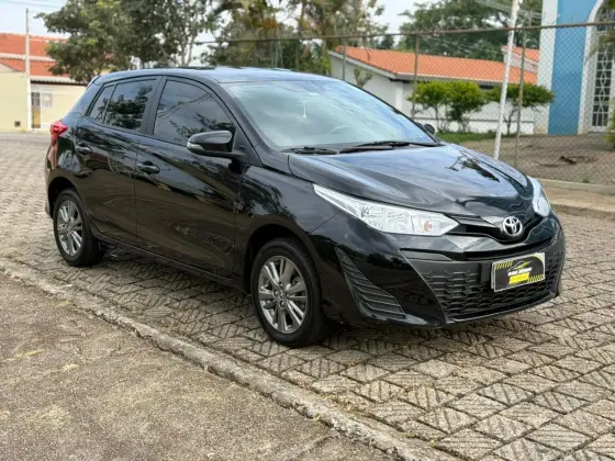 TOYOTA YARIS 1.5 16V FLEX XL PLUS CONNECT MULTIDRIVE TOYOTA YARIS 1.5 16V FLEX XL PLUS CONNECT MULTIDRIVE